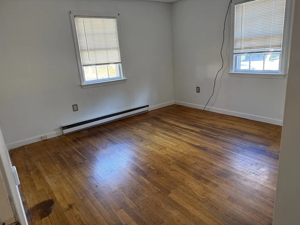Photo of 5 Huckleberry Ln