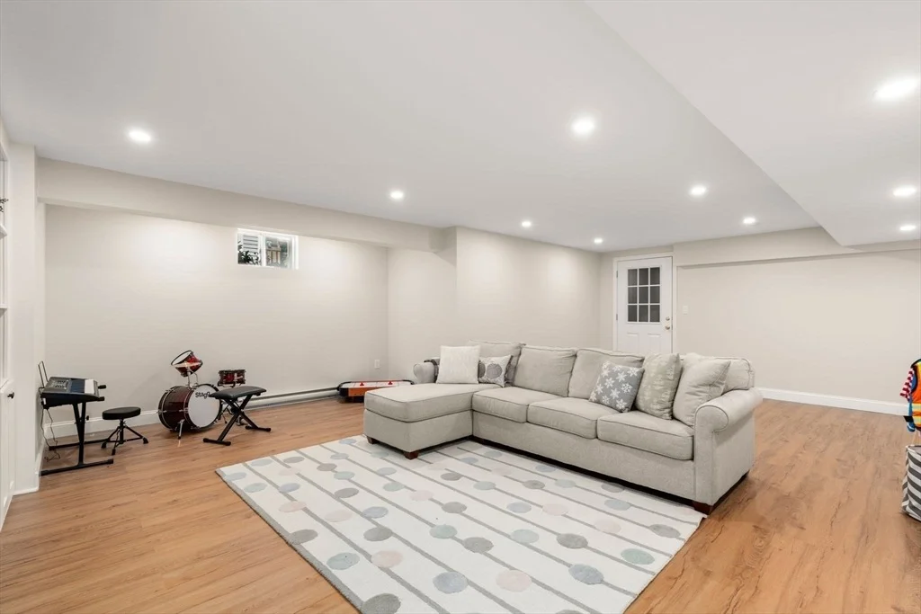 Photo of 19 Mayo Avenue