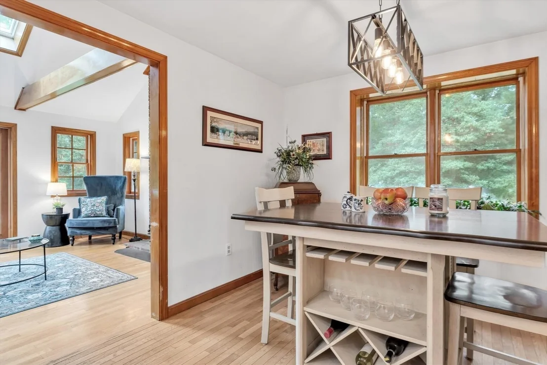 Photo of 8 Golf Link Cir