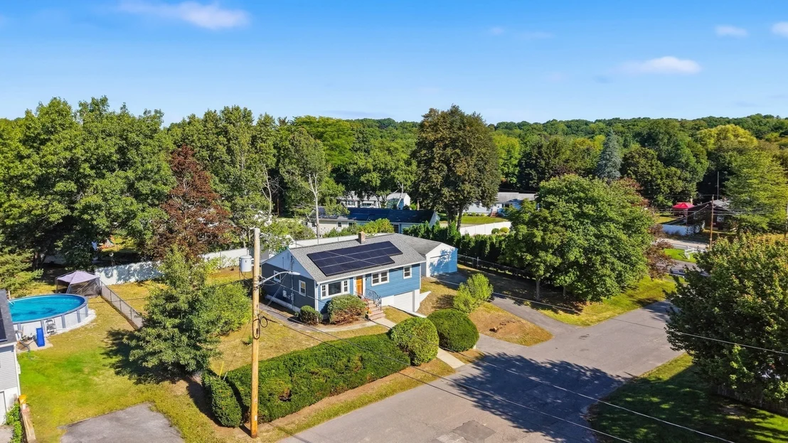 Photo of 44 Memorial Dr