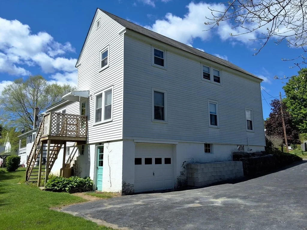 Photo of 19 Clinton St