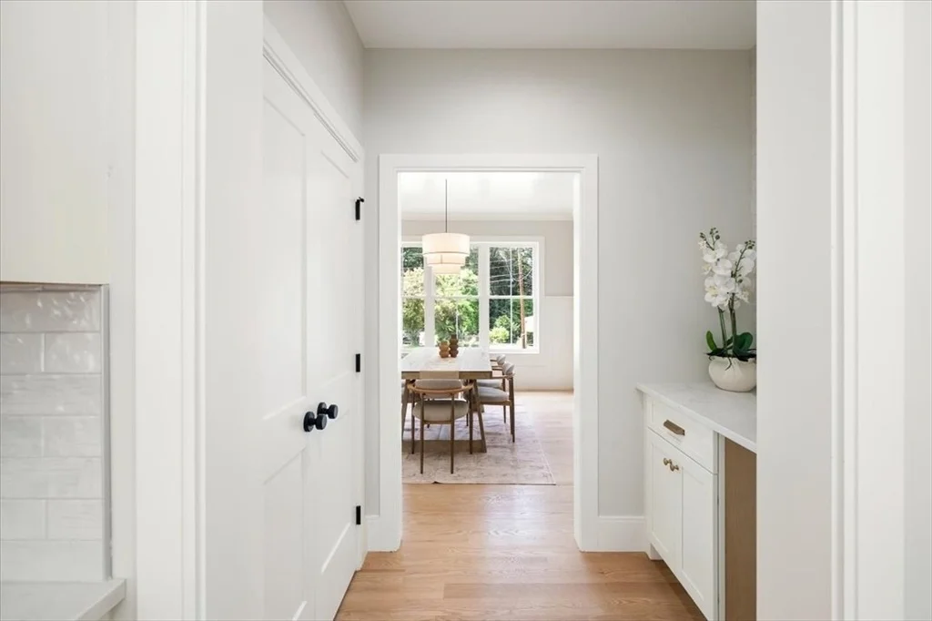 Photo of 6 Oak Knoll Road