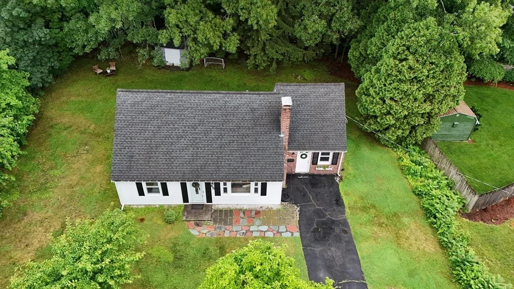 Photo of 65 Janet Cir