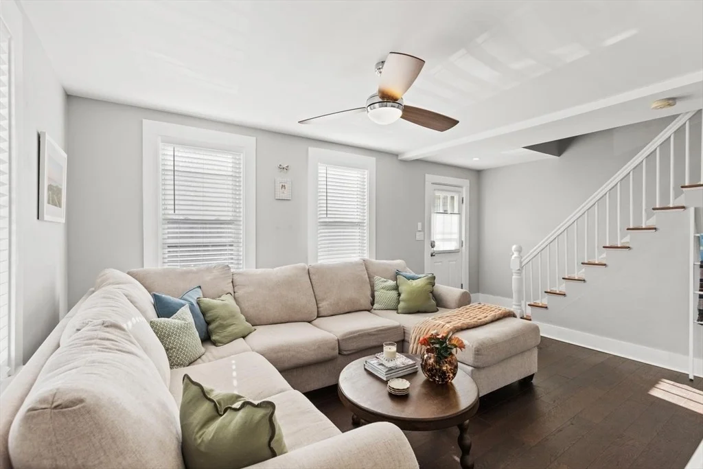 Photo of 3 Acacia St