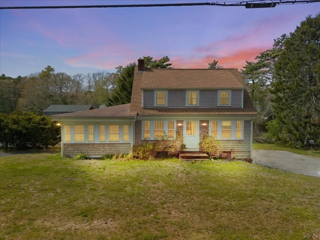 Photo of 57 Onset Ave