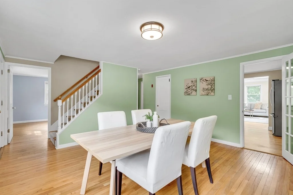 Photo of 7 Oakridge Ave