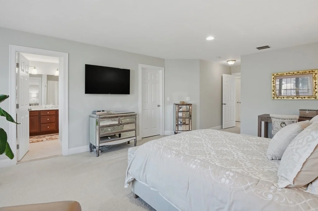 Photo of Unit 5 at 5 Juniper Ridge