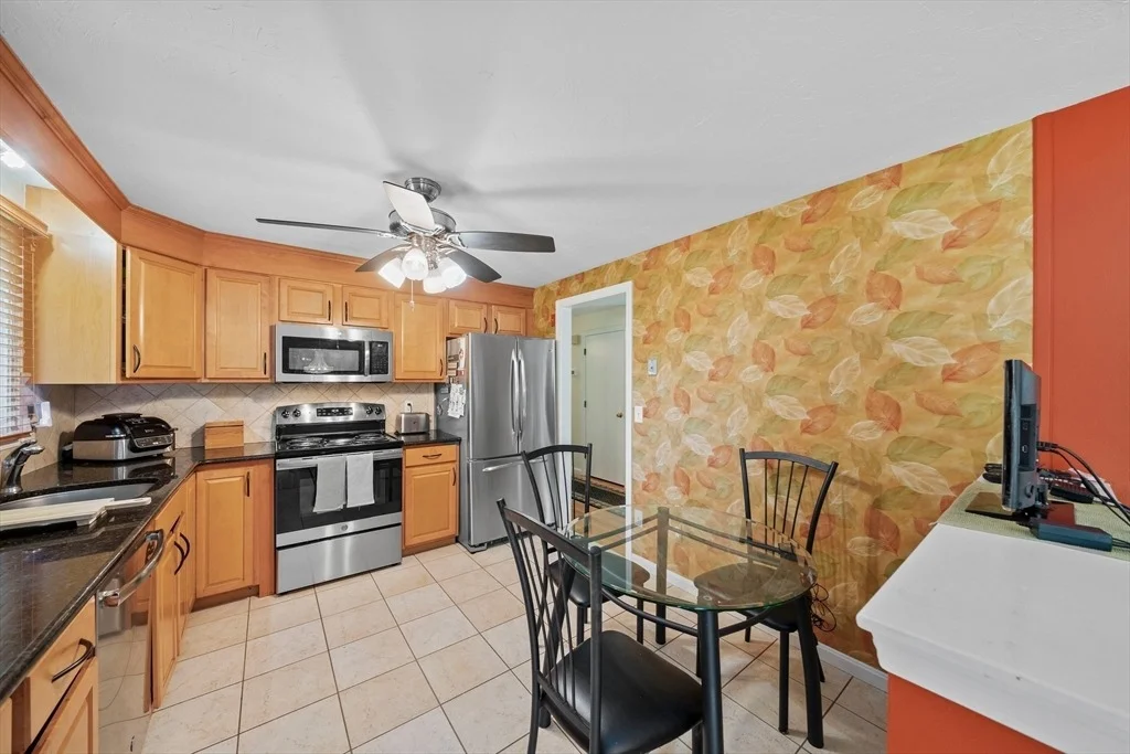 Photo of 36 Bittersweet Ln