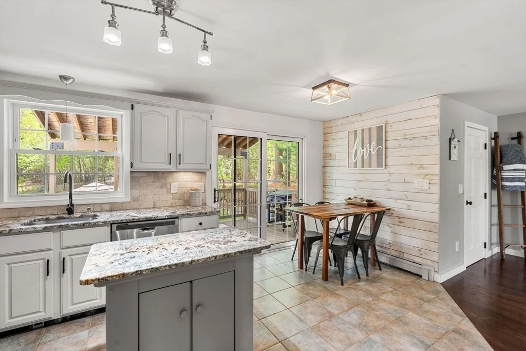 Photo of 12 Rainbow Cir