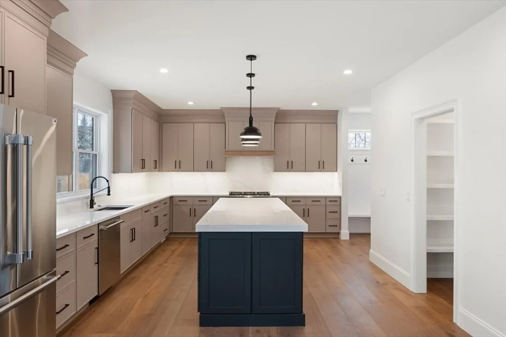 Photo of 37 Longfellow Rd