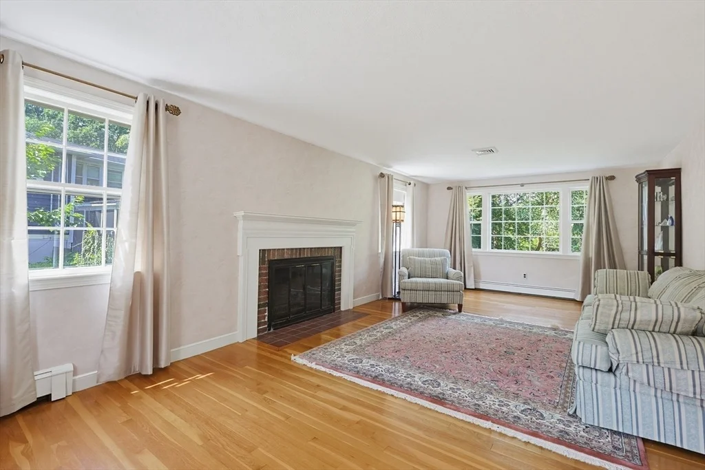Photo of 19 Belmont Rd