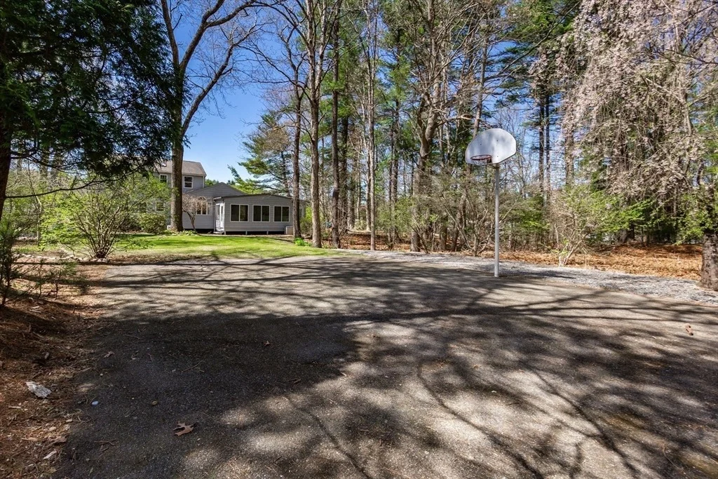 Photo of 153 Franklin St
