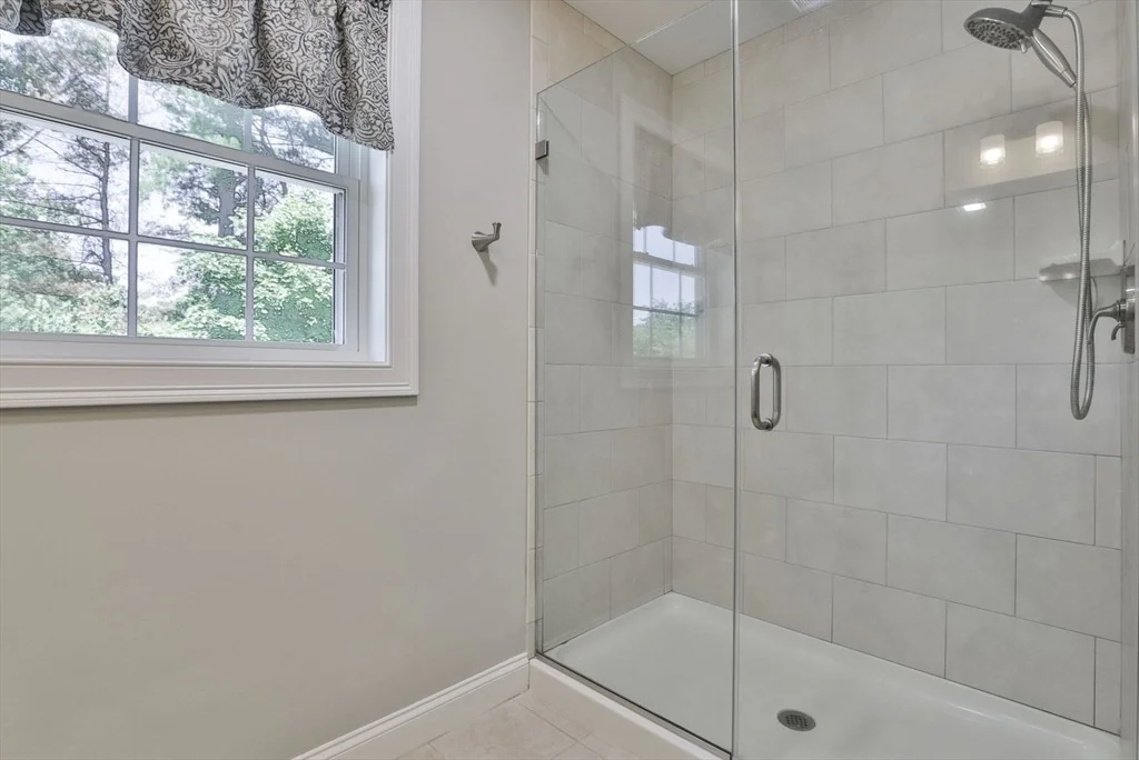 Photo of 2 Sadie Ln