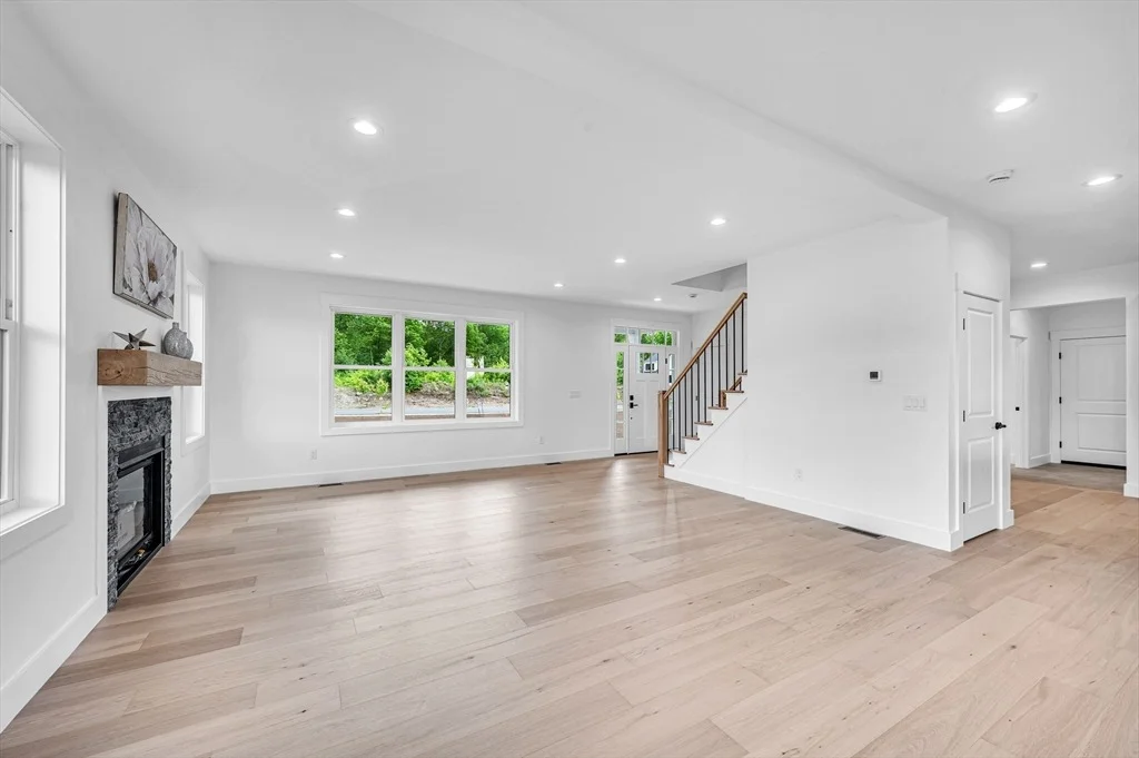 Photo of 32 Balsam Hill Rd