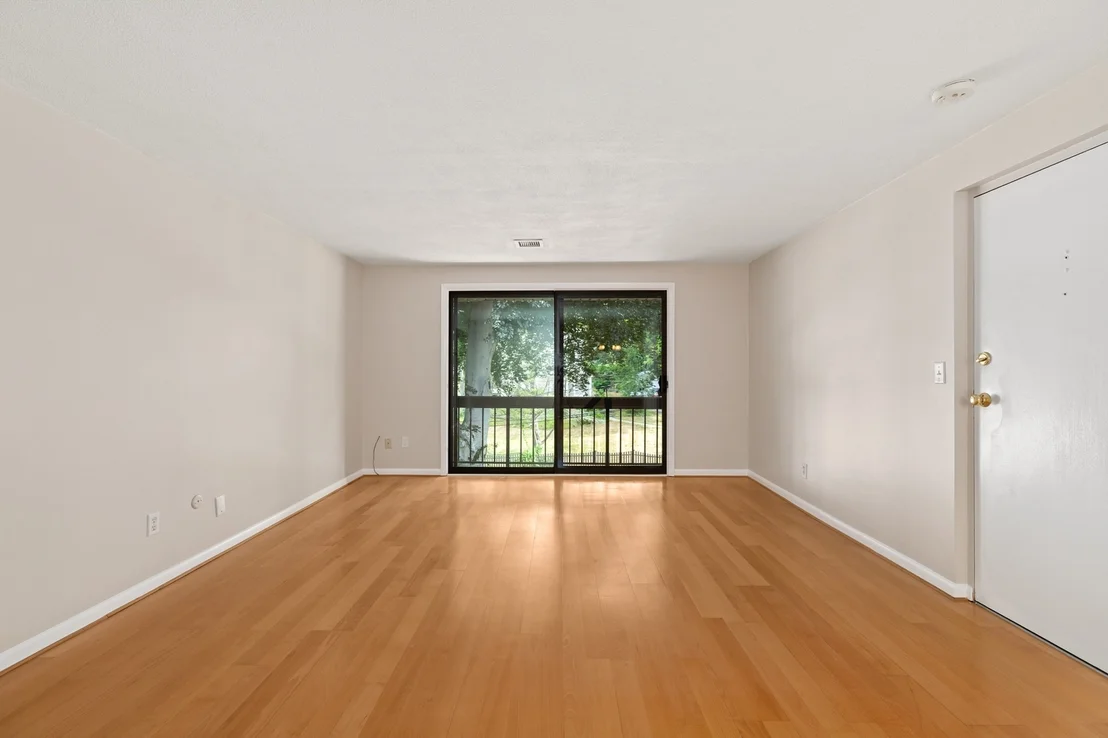 Photo of Unit 9 at 1 Centre St