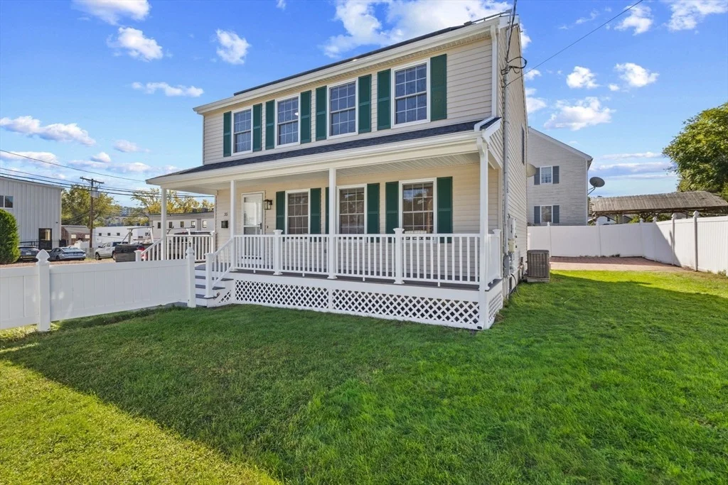 Photo of 35 Grape St