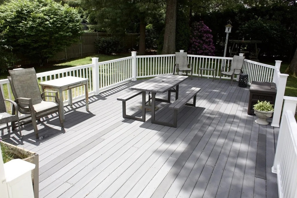 Photo of 6 Jeffrey Ln