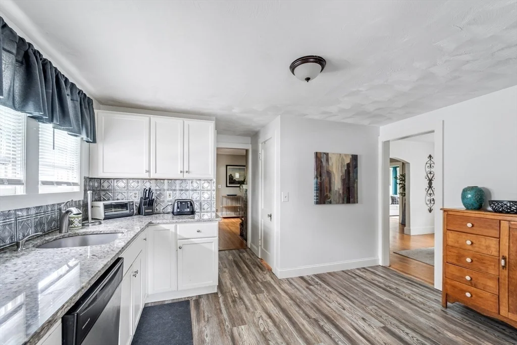 Photo of 44 Gillette Ave