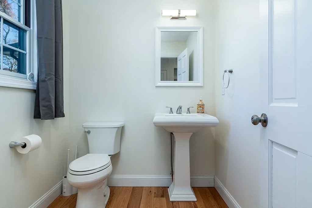 Photo of 28 Lyne Rd