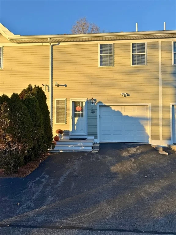 Photo of Unit 21 at 21 Conover Way