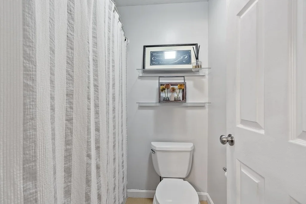 Photo of Unit D at 500 Brookside Drive