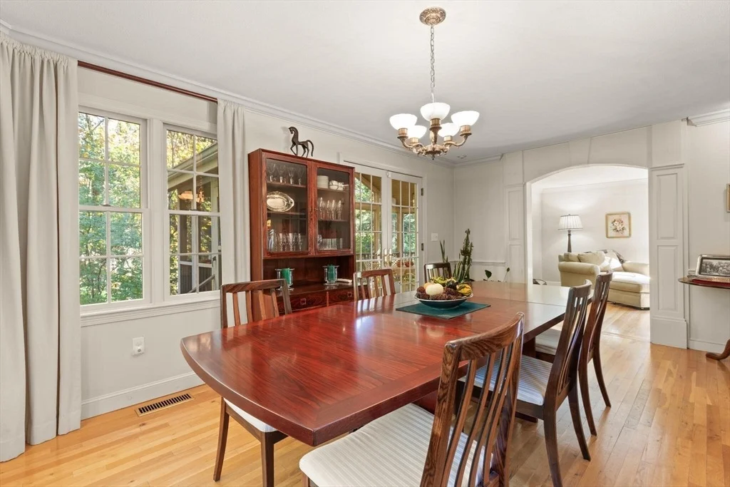 Photo of 16 Blacksmith Dr