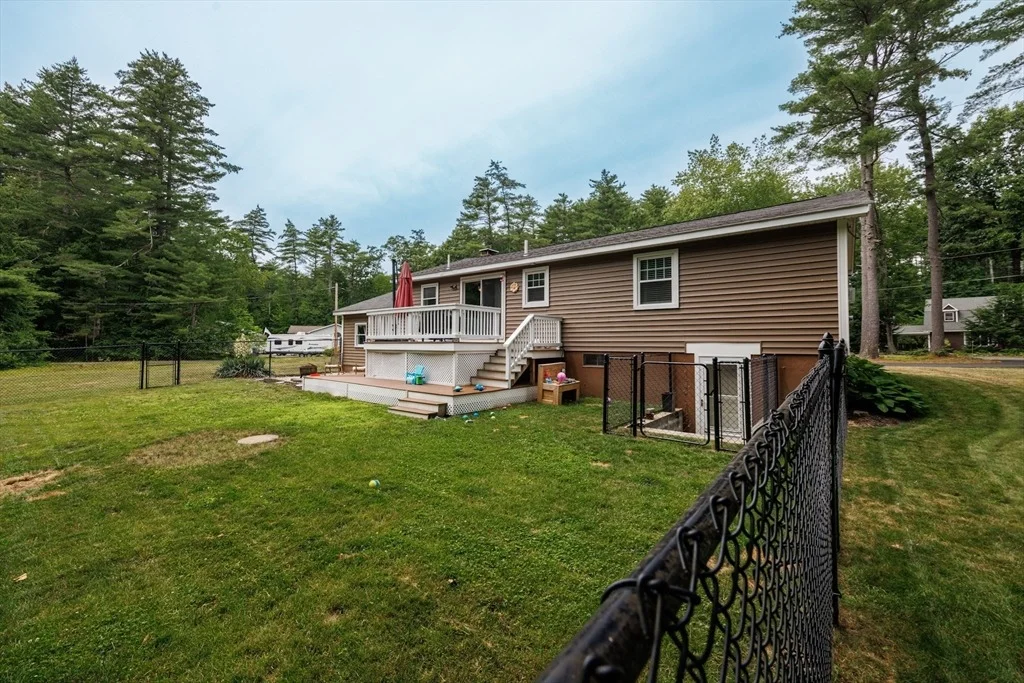 Photo of 142 Squannacook Rd