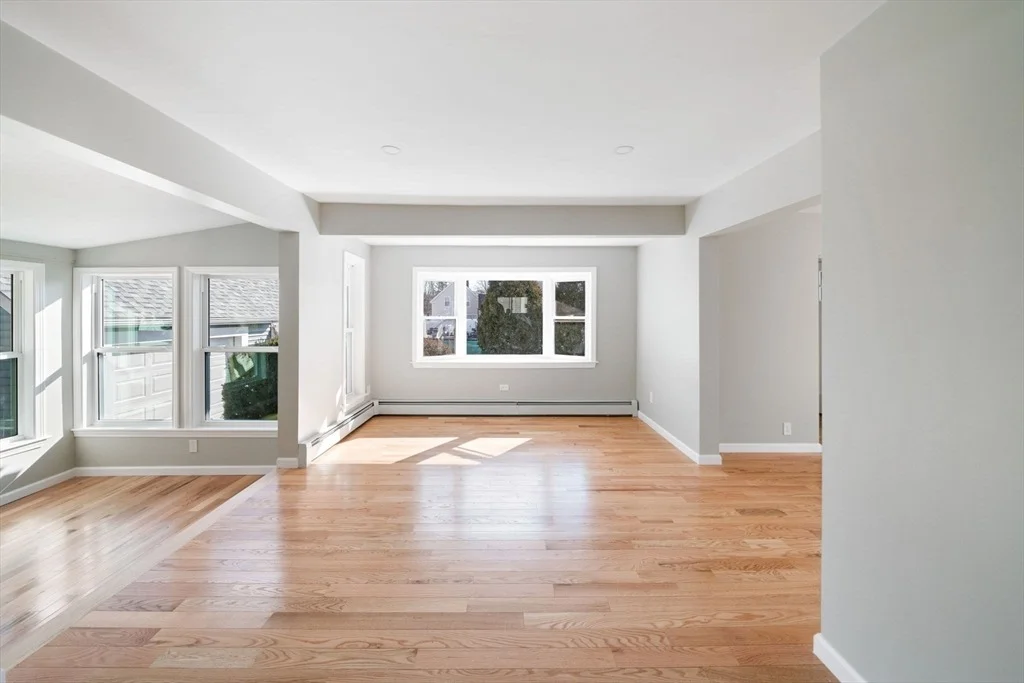 Photo of 71 Akin St