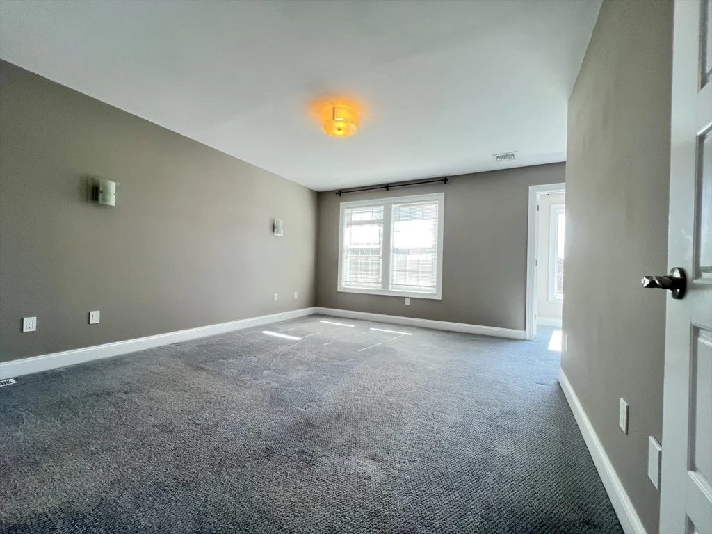 Photo of 465 Montgomery Rd