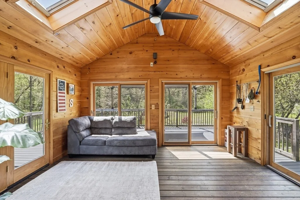 Photo of 31 Chapman Rd