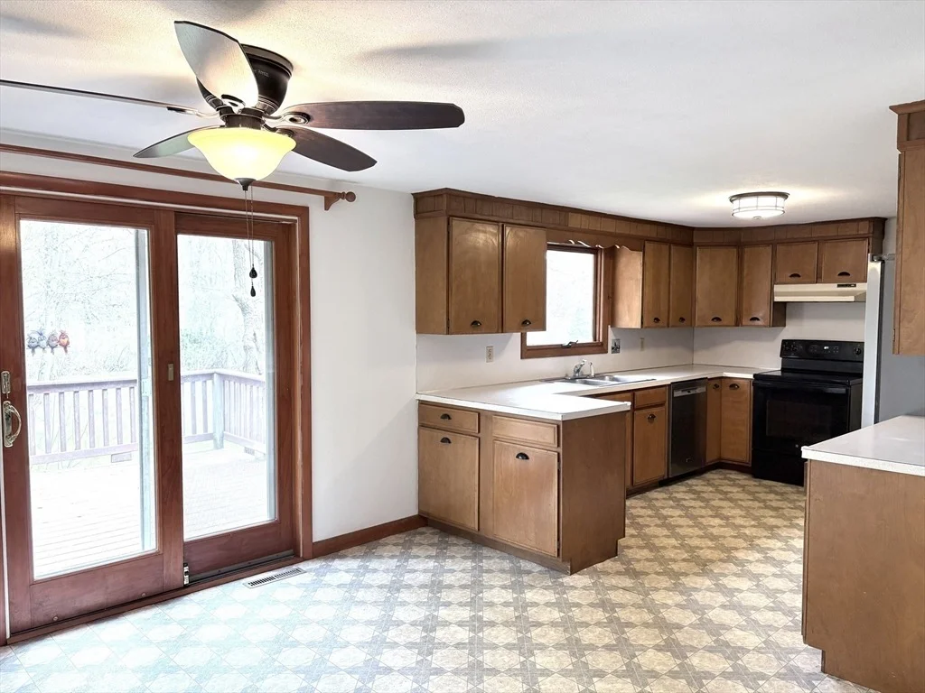 Photo of 135 Pelham Rd
