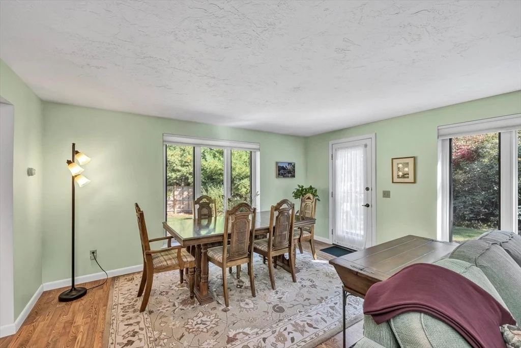 Photo of 17 Thatcher Holway Road