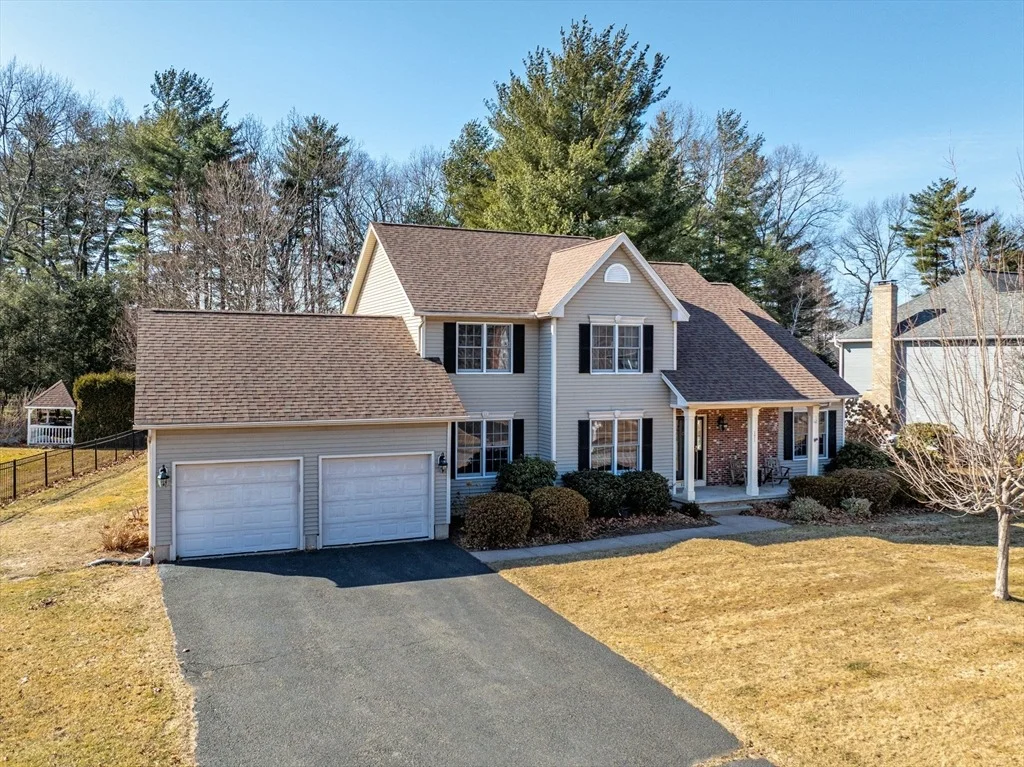 Photo of 171 Munger Hill Rd
