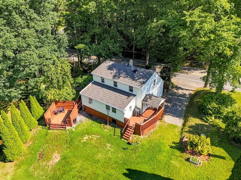 Photo of 2346 Main St