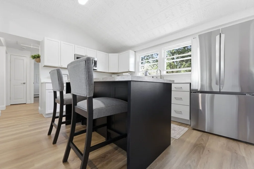 Photo of 43 Sunridge Dr