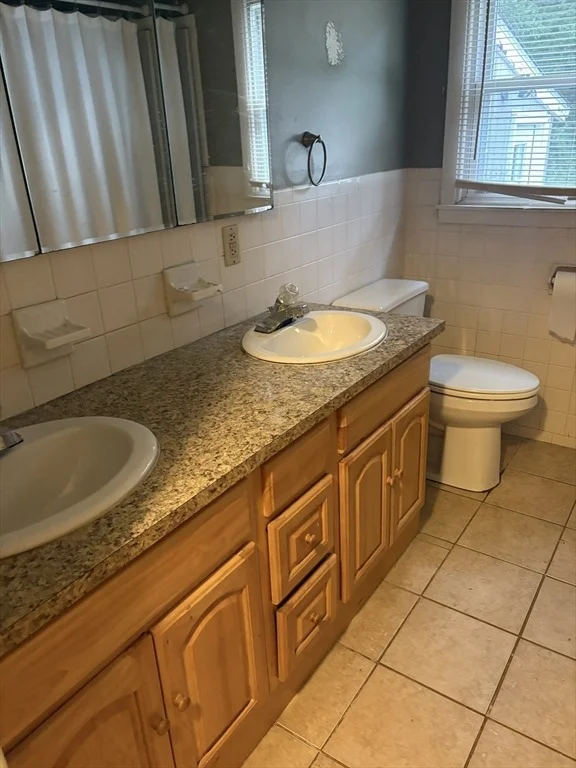 Photo of 144 Coolidge Ave