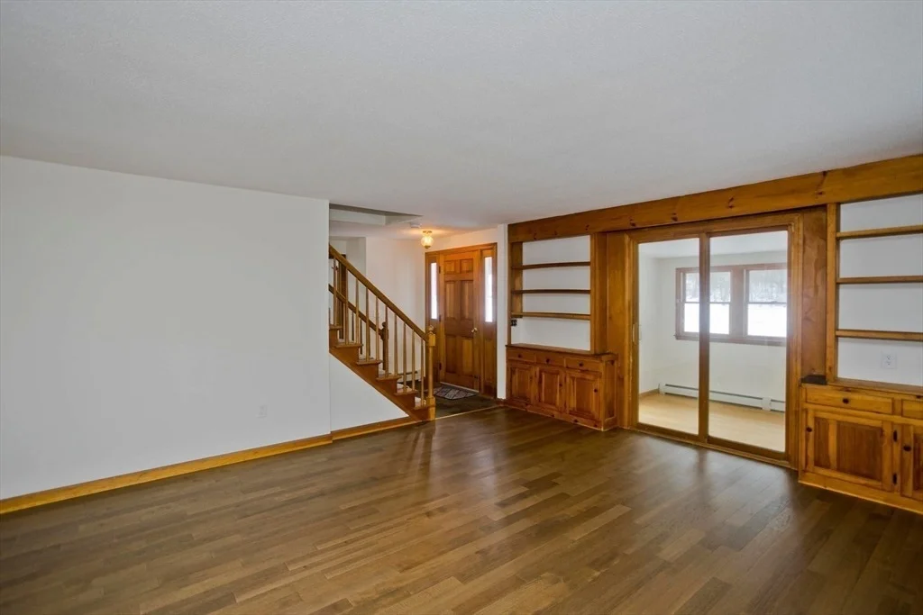 Photo of 94 Amherst Rd