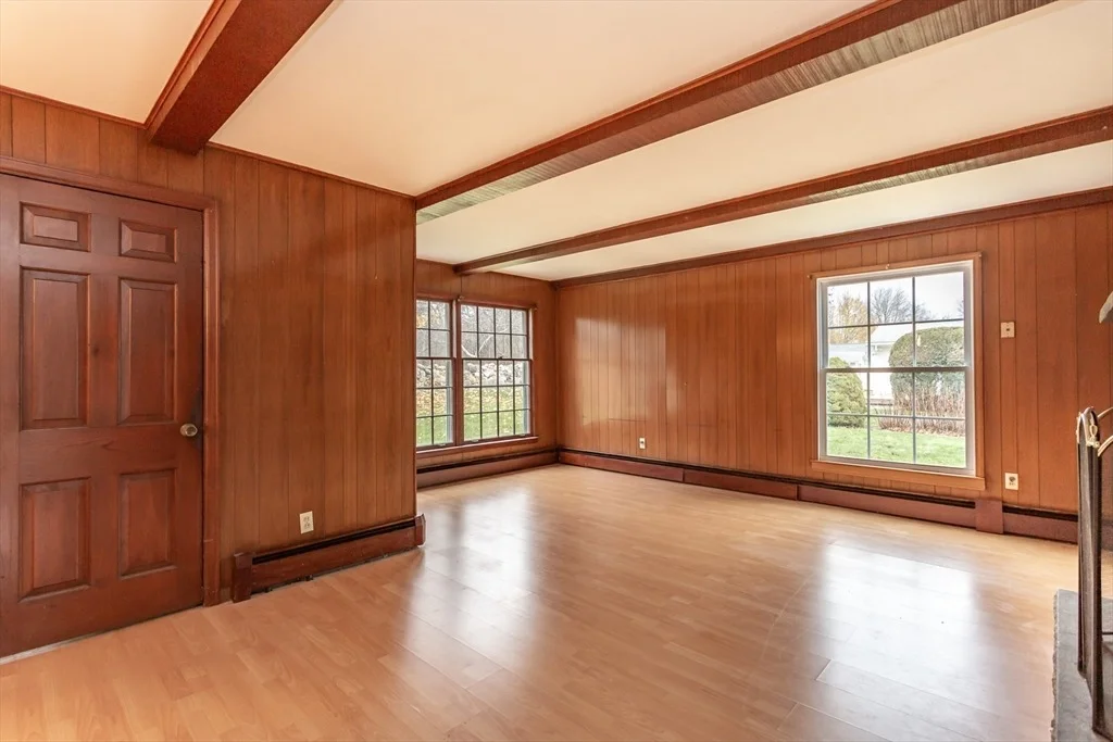 Photo of 105 Cornhill Rd
