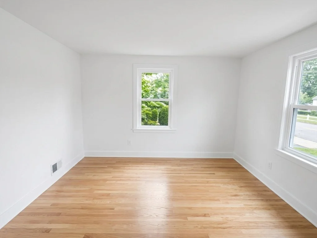 Photo of 22 Hanson Ave