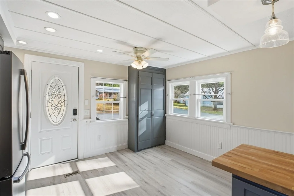 Photo of 1 Willow Circle