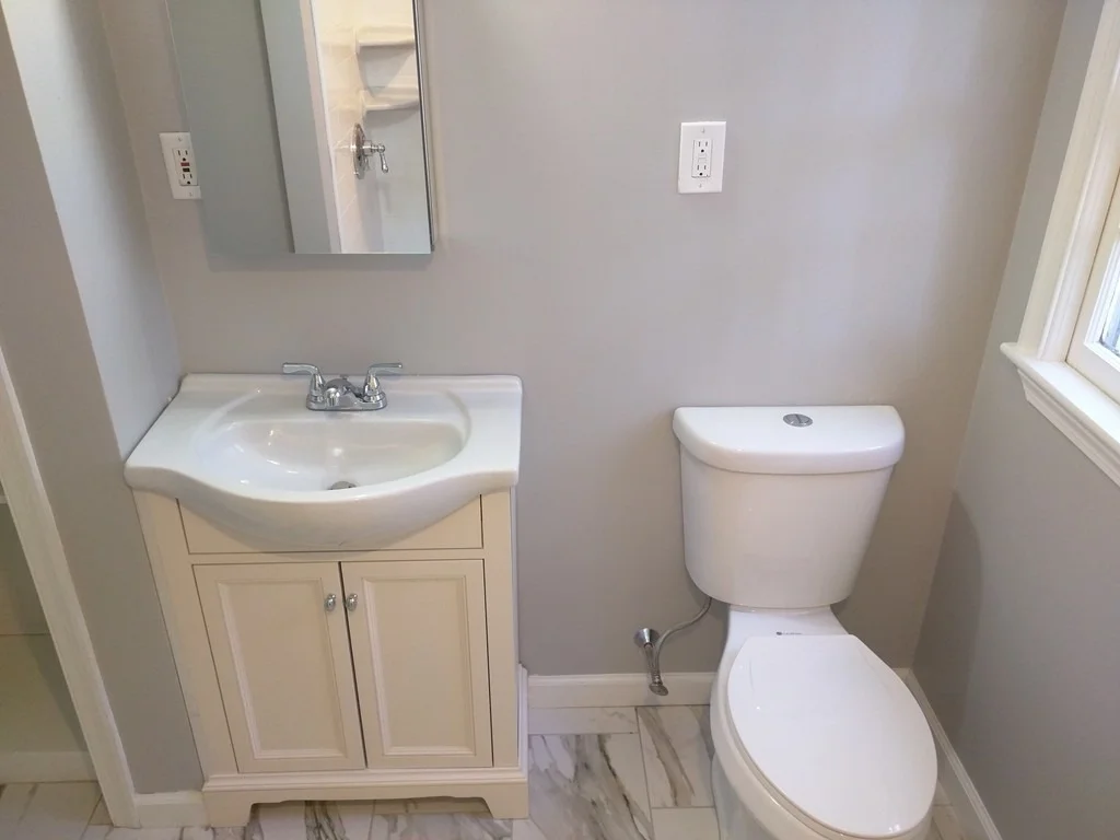 Photo of 48 Willard Grant Rd