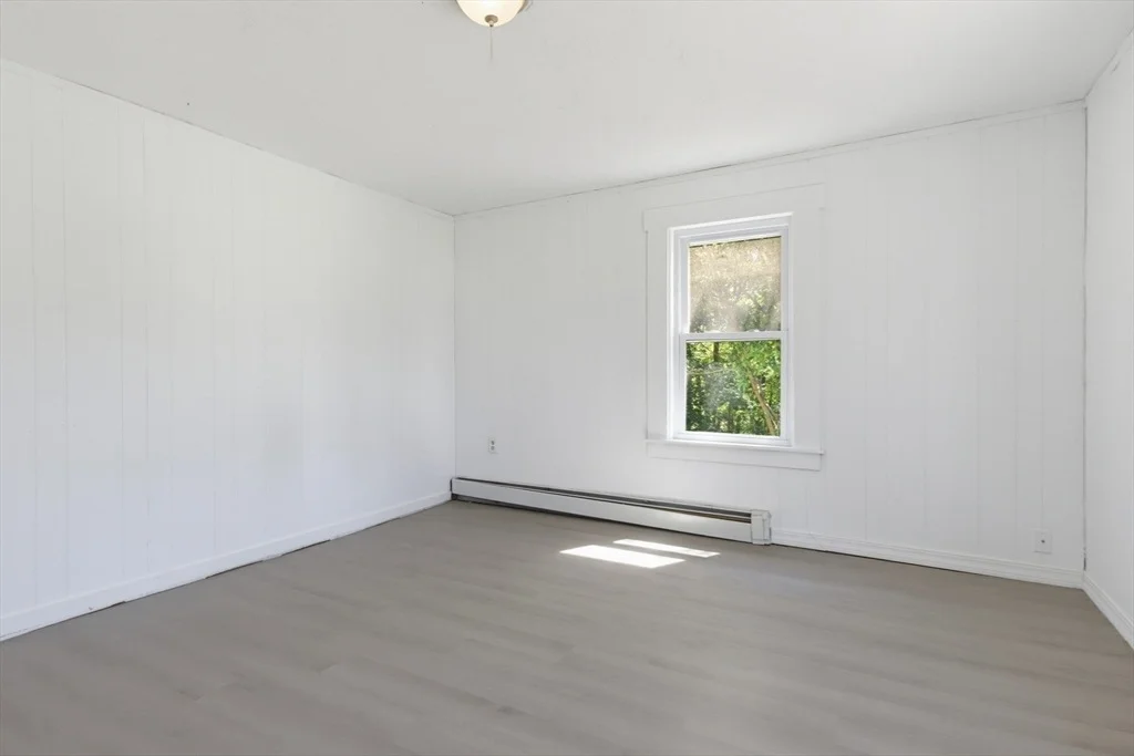 Photo of 2-8 Ross Ave