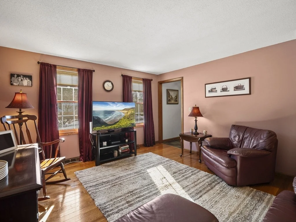 Photo of 4 Michaels Dr