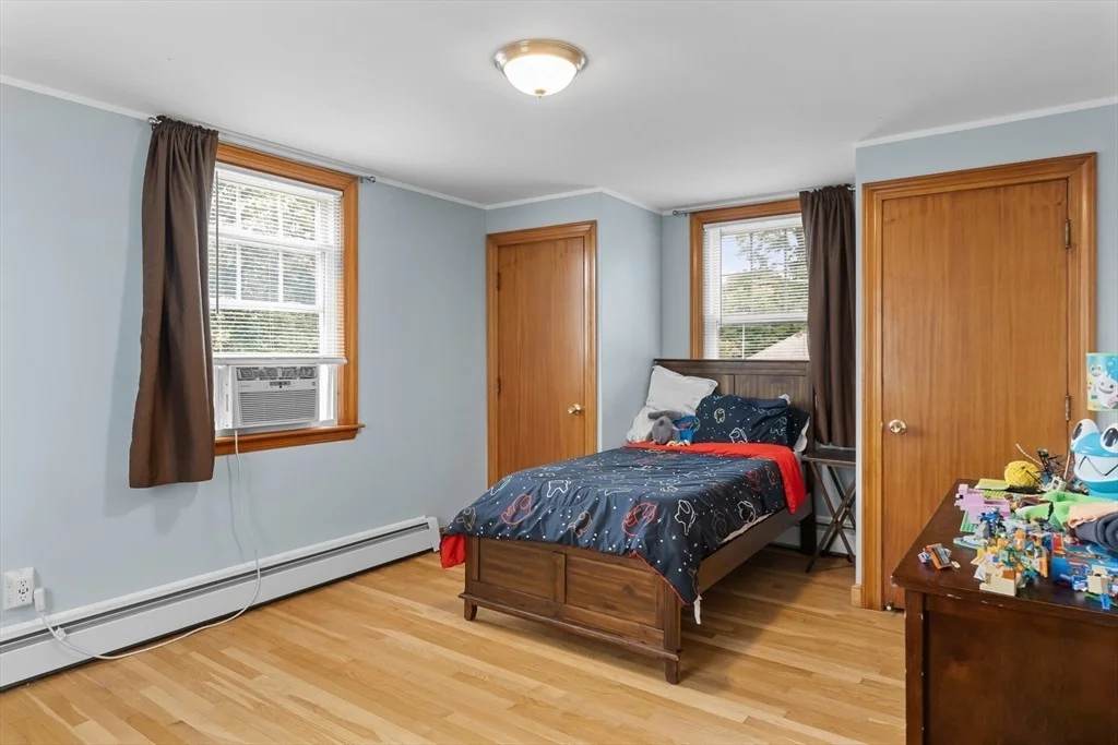 Photo of 10 Wesley Dr