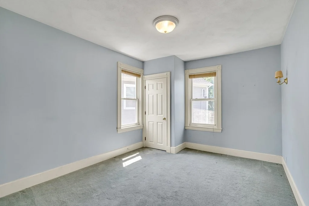 Photo of 369 Bacon Street
