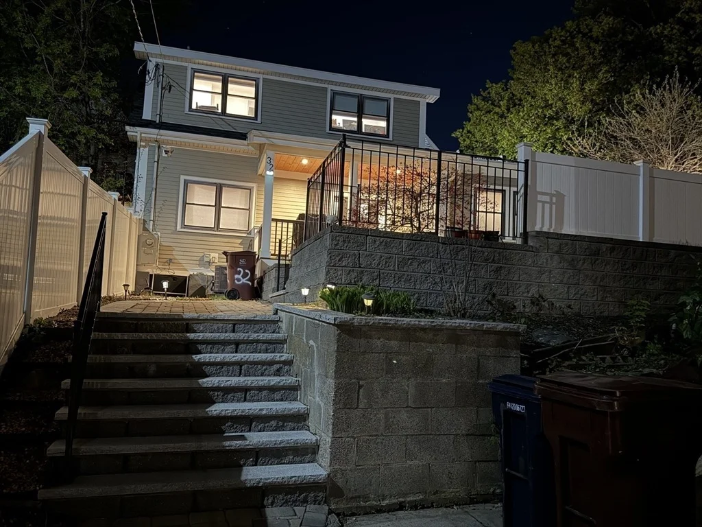 Photo of 32 Fremont Ave