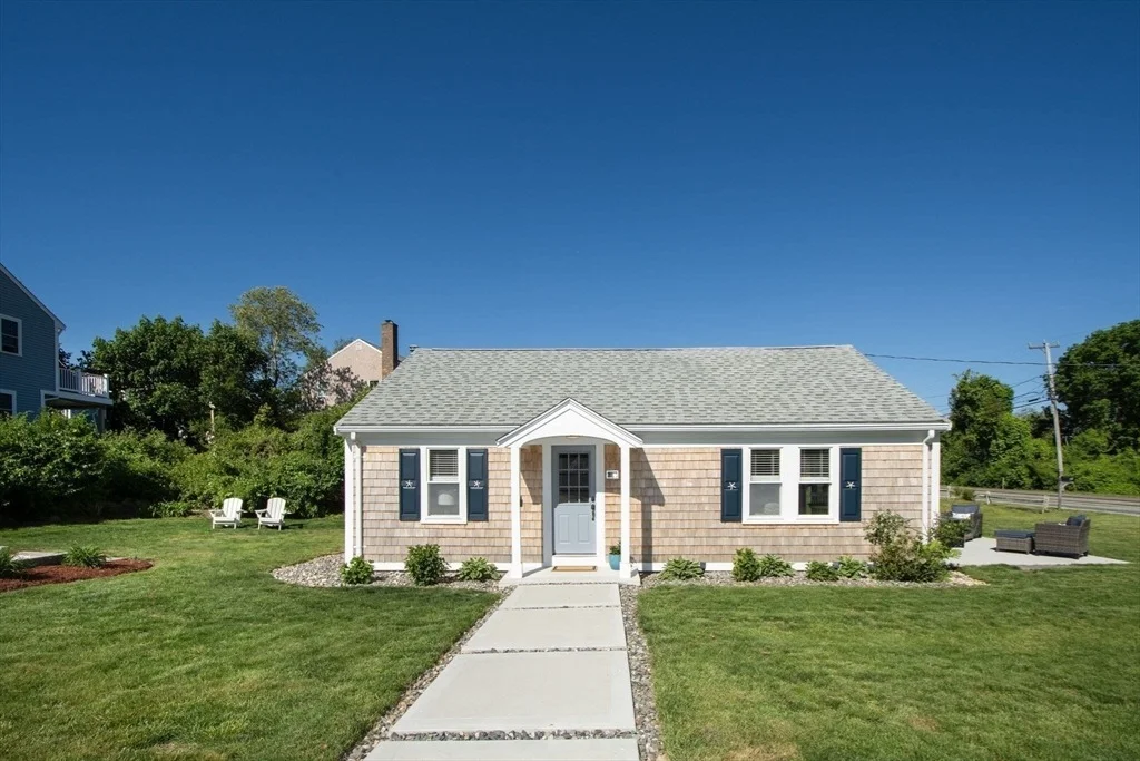 Photo of 2-A Bodfish Ave