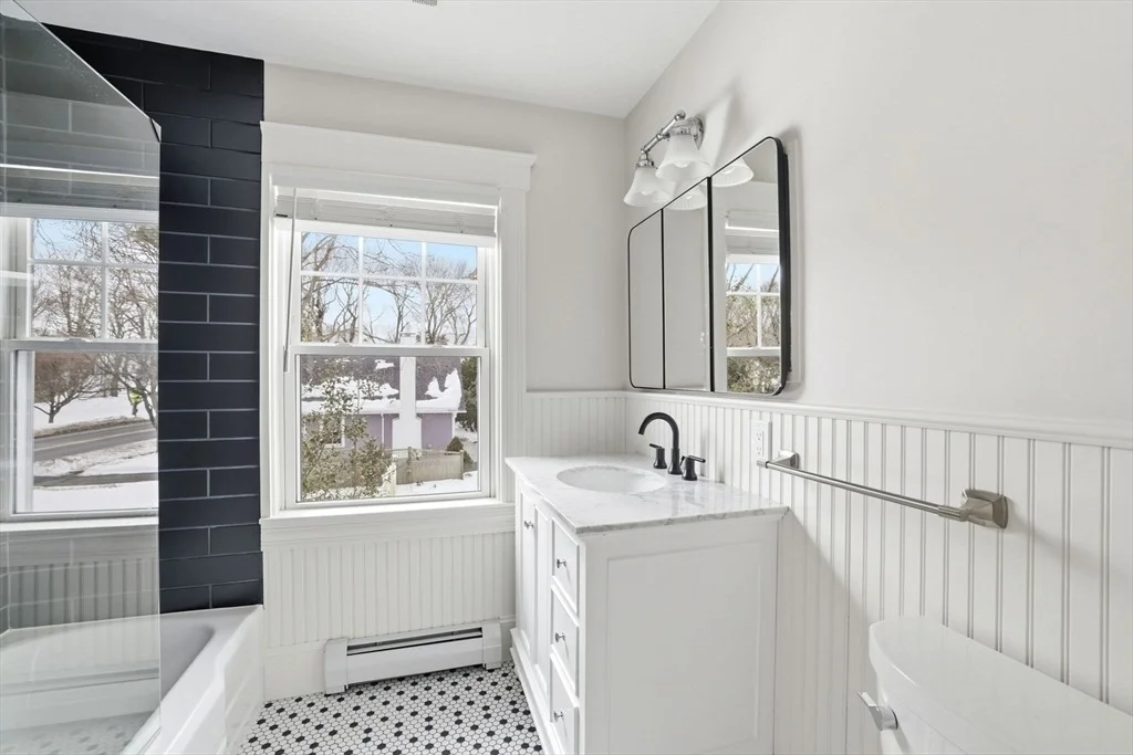 Photo of 428 Main