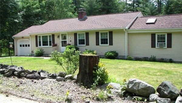 Photo of 197 River Rd