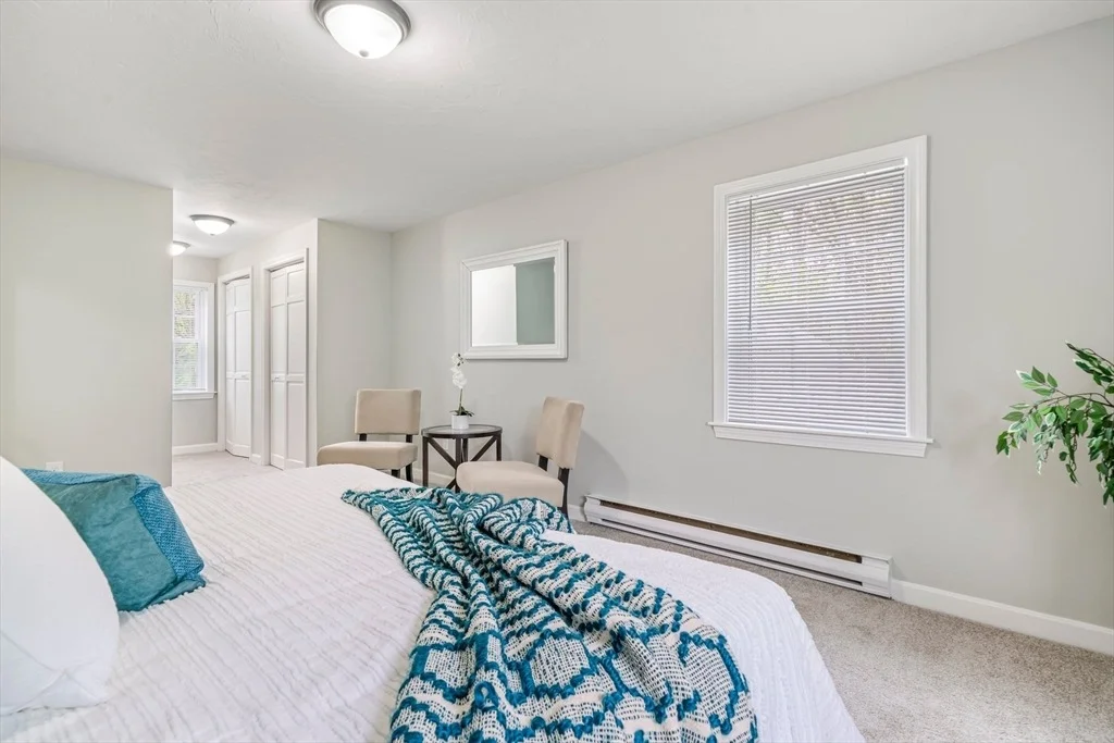 Photo of 118 Oakham Rd